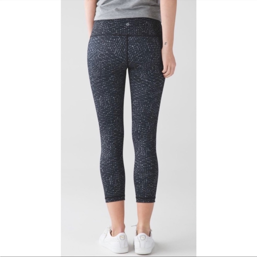 Lululemon Samba Snake Battleship Wunder Under Leggings Size 4
